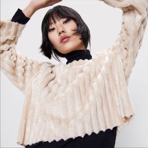 Oversized Cropped Sweater